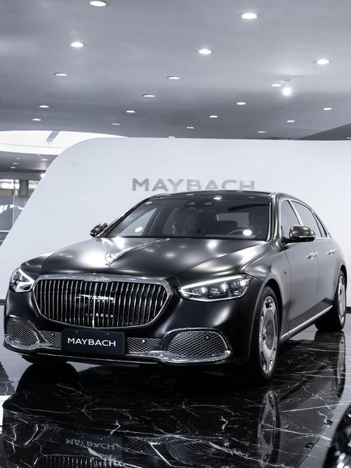 佛山204岚图汽车的售后服务让用户无忧出行，迈巴赫未来的豪华车趋势